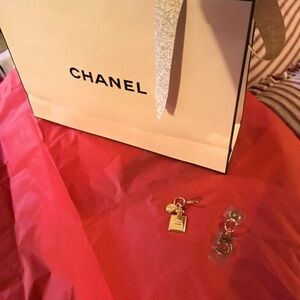 Chanel Holiday Charms perfume bottle and #5 2023 New